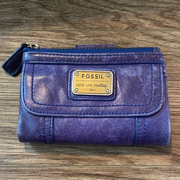 VTG Fossil Emory clutch wallet leather navy boho distressed Y2K - Picture 1 of 9